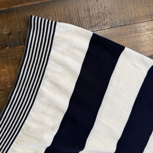 Massimo Dutti Short Sleeve Black and Cream Stripes Extea Fine Cotton Top - Picture 7 of 8